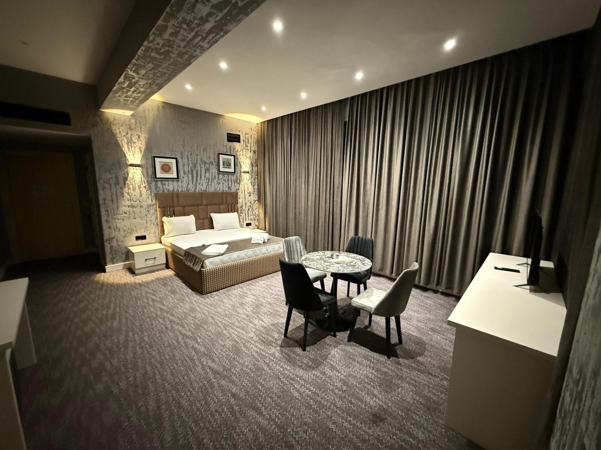 Black Mont Inn Hotel 巴库 外观 照片