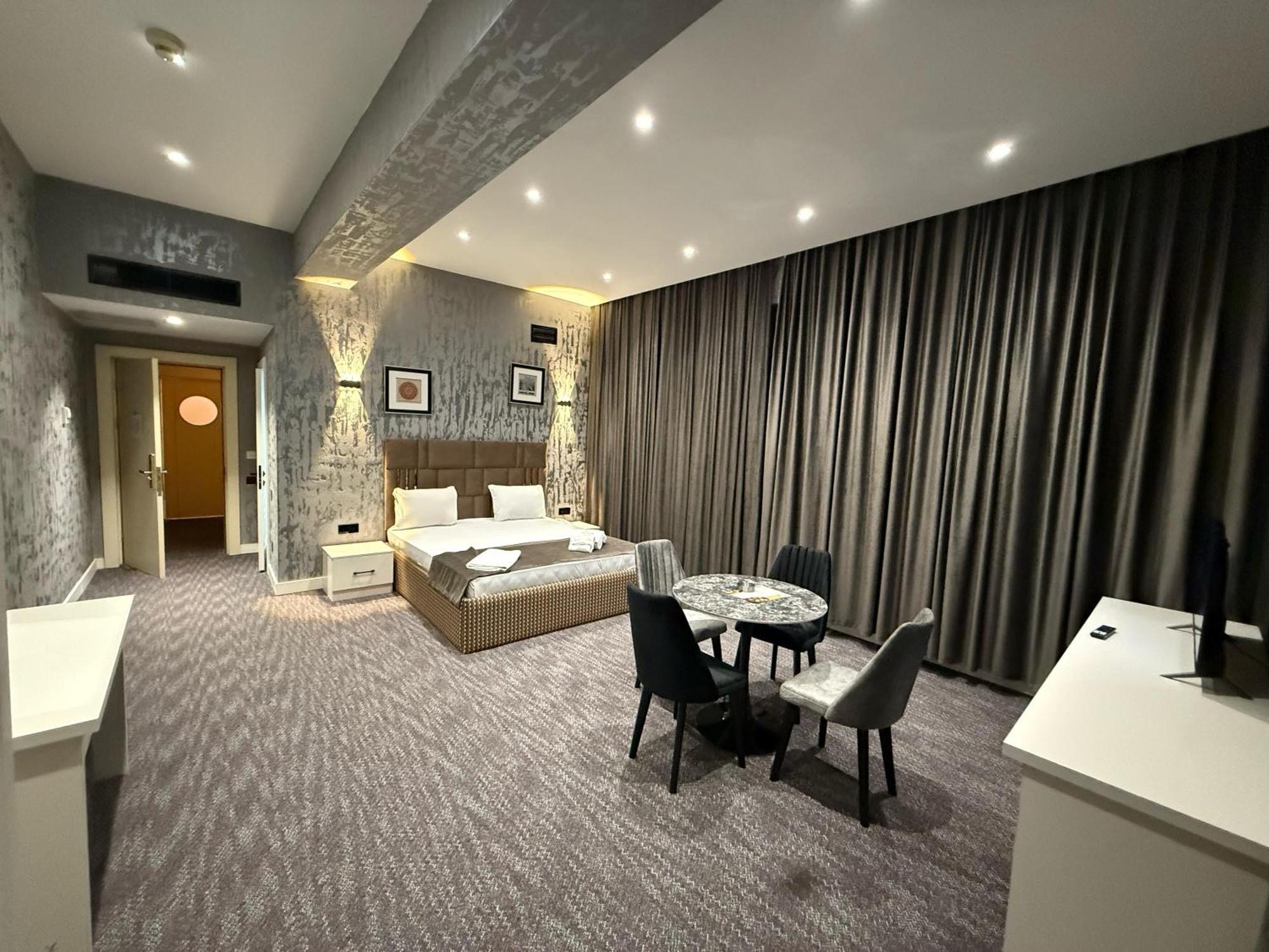 Black Mont Inn Hotel 巴库 外观 照片